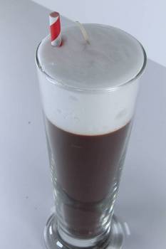 Κέρινο γλυκό σε ποτήρι με βατόμουρα & άρωμα 8.5x9cm